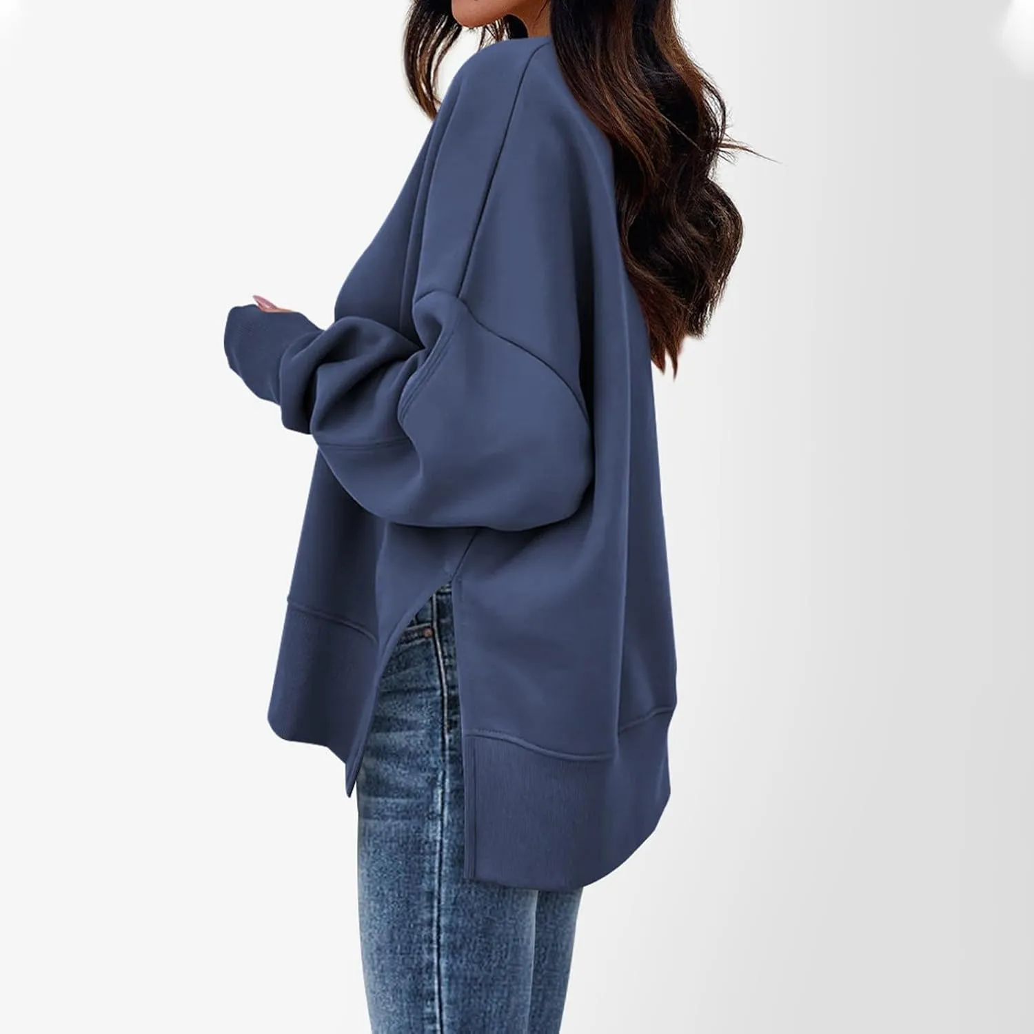 Crewneck Sweatshirt for Women Trendy Side Split Oversized Sweatshirt Thumb Hole Long Sleeve Pullover Tops