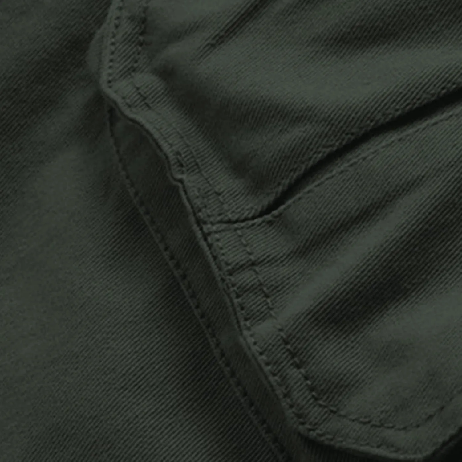 Mens Resort Wear 2025 Cargo Shorts Elastic Waist Hiking Work Shorts Outdoor Golf Jogger Running Shorts Zipper Pockets
