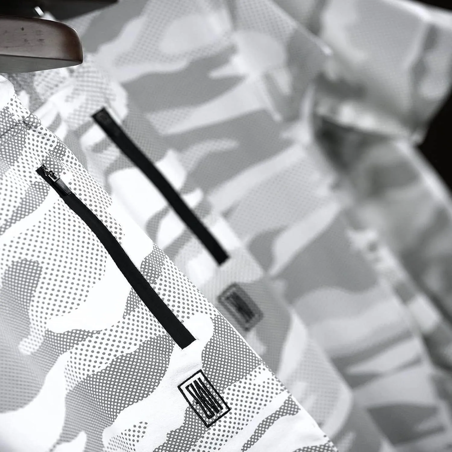 Mens Workout Cargo Sweatpants Athletic Joggers Pants Outdoor Casual Trousers Mens Drawstring Pants Stretch Elastic