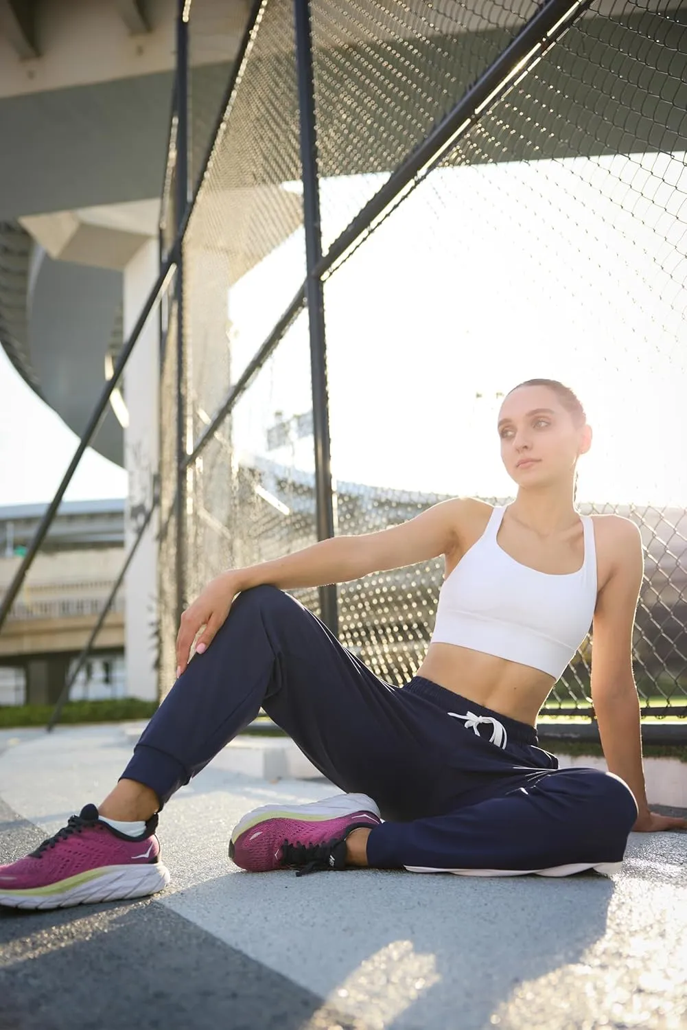 Pinspark Women's Loose Tapered Drawstring Sweatpants with Pockets