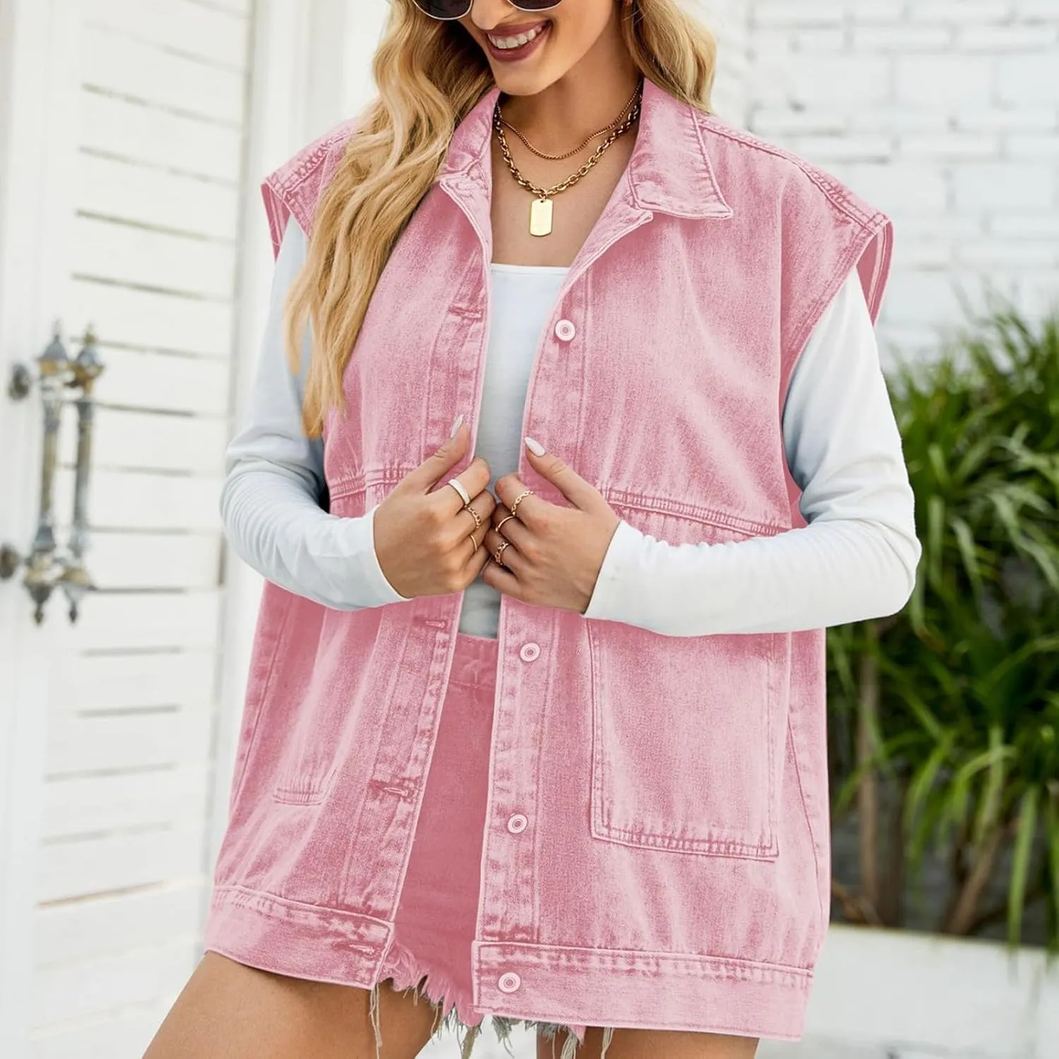 Women's Denim Vest Jacket Classic Oversized Boyfriend Sleeveless Button Down Jean Waistcoat Outerwear
